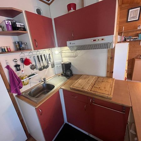 Chalet agréable en bord en de mer. Port-des-Barques Extérieur photo
